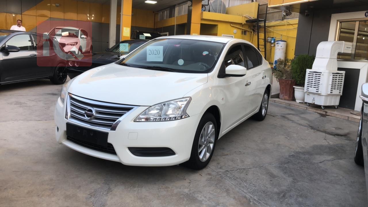 نیسان سێنترا